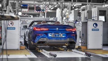 BMW Seri 8 Convertible Mulai Diproduksi di Pabrik Dingolfing