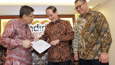 Mandiri Utama Finance Revisi Target