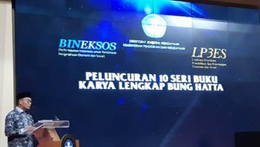 Seri Buku Karya Lengkap Bung Hatta, Upaya Merekonstruksi Pemikiran Bapak Bangsa