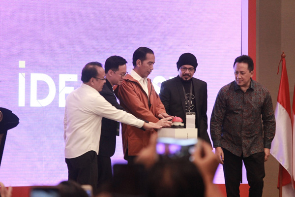  Presiden Republik Indonesia Joko Widodo bersama kabinet kerja dan Board of Directors IdeaFest resmi membuka festival kreatif tahunan terbesar tahun 2018.