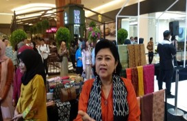 Cerita Ani Yudhoyono Tentang Kecintaannya pada Kain Daerah