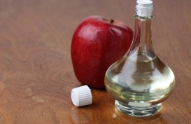 Cara Ampuh Usir Bintik Hitam Dengan Cuka Apel