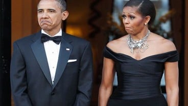 Bawa Bunga, Barack Obama Kejutkan Michelle