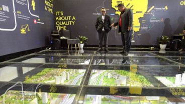 Adhi Commuter Topping Off Menara Pertama Gateway Park