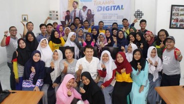 Dewaweb & HOPE Beri Pendidikan Komputer Gratis