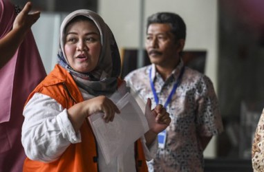Kasus Meikarta: Neneng Hasanah Mengaku Tidak Tahu Soal Backdate Perizinan