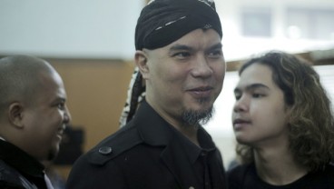 Ahmad Dhani Bandingkan Kasusnya dengan Ahok