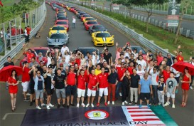 Komunitas Ferrari Jajal Sirkuit BSD dalam Track Day 2018