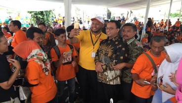 Muncul di Gedung Sate, Anies Baswedan Jadi Sasaran Swafoto