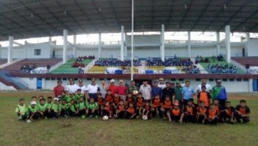 Lantamal XIII Launching Sekolah Sepak Bola Kaltara FC