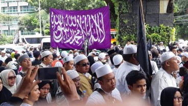 Massa Reuni Akbar 212 Membeludak, Monas Tak Bisa Menampung