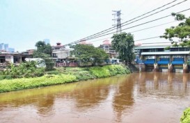 Atasi Banjir Jakarta, Anies Sebut Nornalisasi Sungai Dilanjutkan