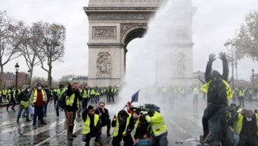 Aksi Protes di Paris Berlanjut, Menara Eiffel Akan Ditutup