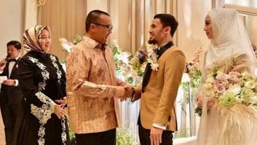 Nikahi Lindswell Kwok, Achmad Hulaefi Kenakan 3 Jas Pengantin