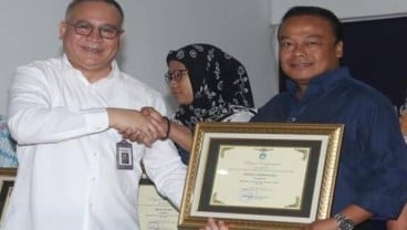 'Bisnis Indonesia' Raih Penghargaan Bahasa Indonesia Terbaik 2018