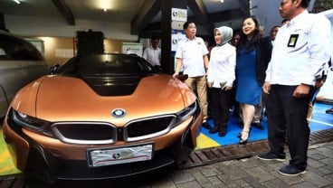 BMW dan Pertamina Bangun SPLU Cepat di SPBU Kuningan