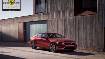 Volvo S60 dan V60 Raih Peringkat Keamanan Bintang 5 Euro NCAP