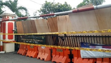 Dirusak Massa Anarkis, Polsek Ciracas Ditutup Sementara