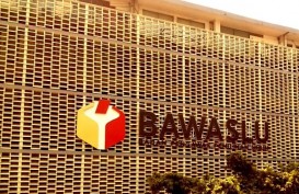 Bawaslu Riau Tertibkan Stiker Kampanye di Angkutan Umum