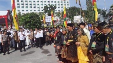 Lembaga Adat Melayu Riau Berikan Gelar Datuk Seri Setia Amanah Negara Bagi Presiden Jokowi