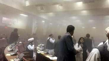 China Bantu Afghanistan & Pakistan Akhiri Perang dengan Taliban
