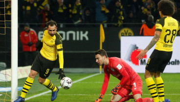 Dortmund & Munchen Menang, Bundesliga Semakin Panas