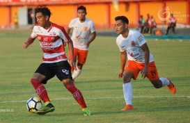 Madura United Pertahankan Bek Kiri Alfath Fathier