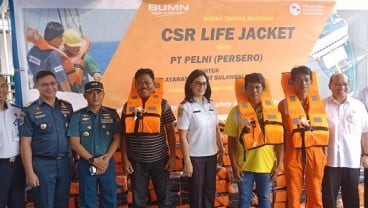 Nelayan di Sulut Terima Bingkisan 1.500 Jaket Pelampung Pelni