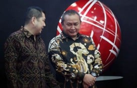 LAPORAN KEUANGAN: OJK Permudah Emiten Kecil dan Menengah 