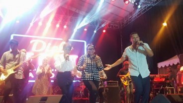 Saat Menlu Retno Joget Bersama Maliq & d'Essentials