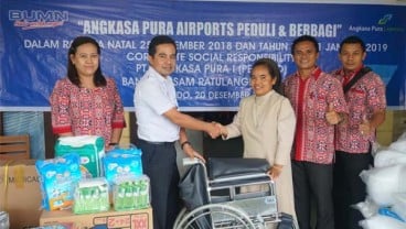 Jelang Natal, Bandara Sam Ratulangi Manado Serahkan Bantuan