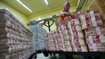 Kurs Jisdor Melemah ke Rp14.602, Rupiah Terseret Tekanan Aset Emerging Market