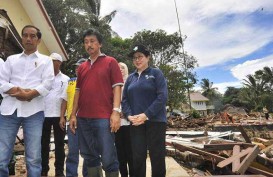Kemenkes Kirim Bantuan Obat Seberat 315,9 Kilo untuk Korban Tsunami