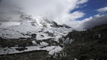 2 Perempuan Sherpa Akan Taklukan Gunung Everest