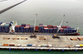 2019, Bongkar Muat Kontainer di Pelabuhan Kuala Tanjung 100.000 TEUs