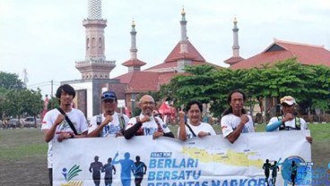 Kampanyekan antinarkoba, Pelari Gaek Berlari 1.000 kilometer dari GWK ke GBK