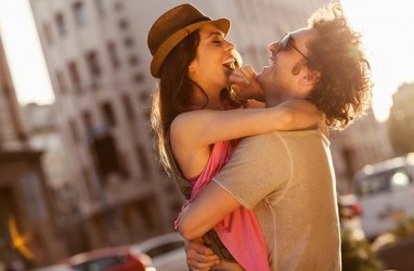 Ingin Hubungan Asmara Lebih Baik Pada Tahun yang Baru? Berikut 5 Resolusi Bagi Anda