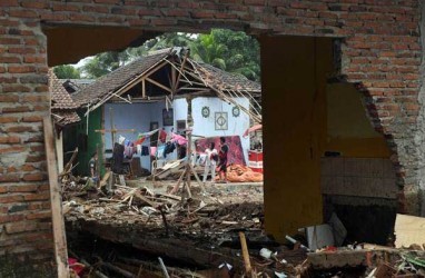 Karang Taruna Kepulauan Seribu Bantu Korban Tsunami