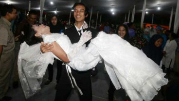 Anies: Nikah Massal Jadi Tradisi Baru DKI Sambut Tahun Baru