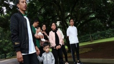 Awali 2019, Presiden Jokowi Jogging dan Sapa Warga di Kebun Raya Bogor