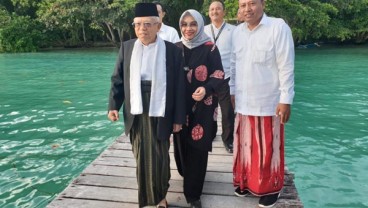 Ma'ruf Amin Tetap Pakai Sarung Untuk Foto Surat Suara