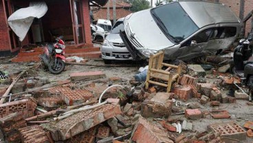 Korban Meninggal Akibat Tsunami di Pandeglang Mencapai 479 Orang