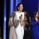 Sandra Oh Ukir Sejarah di Golden Globes 2019, Asia Bergemuruh