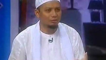 Azzikra: Kabar Ustad Arifin Ilham Meninggal Hoaks