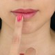 5 Cara Memakai Lipstik Cair
