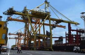 Pengusaha Pelayaran Sambut Penurunan Tarif Handling Transhipment Tanjung Perak