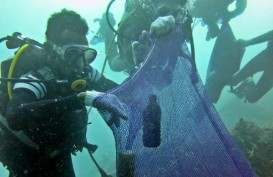 Badung Terkendala Penanganan Sampah di Tengah Laut 