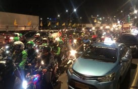 Usai Debat Capres-Cawapres, Jalan Gatot Subroto-Pancoran Macet Total