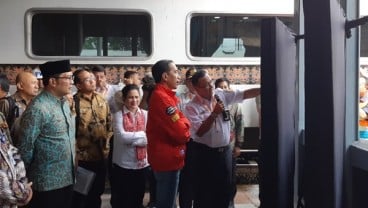 Reaktivasi Jalur KA, Presiden Jokowi Tinjau Stasiun Cibatu di Garut