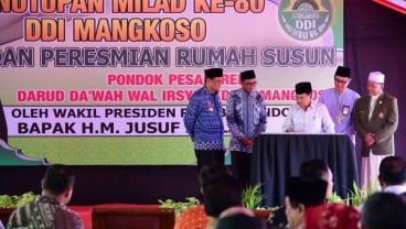 Jusuf Kalla Resmikan Rumah Susun Pondok Pesantren di Barru Sulsel